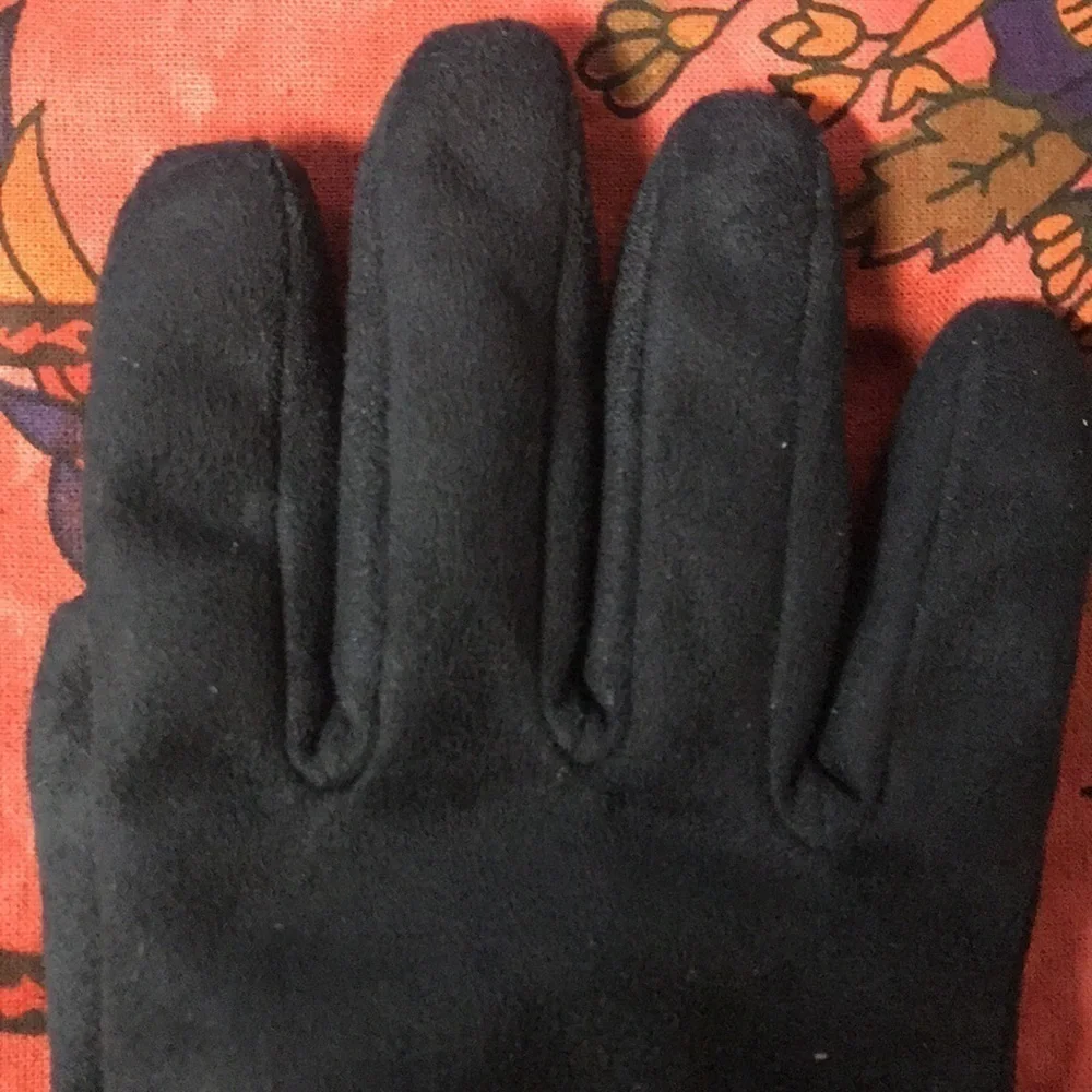 Fleece lined Suede Gloves Black Size Med Like new condition